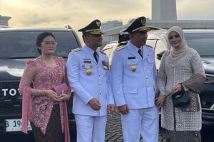 Ahmad Luthfi-Gus Yasin Tiba Lebih Awal di Monas untuk Pelantikan