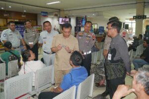 Gubernur Jateng Cek Pemutihan PKB, Warga Puji Program Pemutihan Pajak