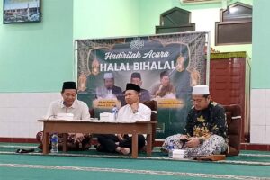 Halal Bihalal Masjid Pleburan Undip, KH. Sholahuddin Shodaqoh Tegaskan Pentingnya Hubungan Sesama Manusia