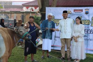 Kapolres Kendal: Idul Adha Mengajarkan Kita Tentang Keikhlasan dan kepedulian.