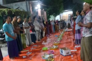 Rayakan Tahun Baru Islam, Warga Banjardowo Semarang Pilih Tirakat di Depan Pos Ronda