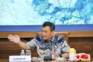 Jawa Tengah Surplus 1,5 Juta Ton Beras, Gubernur Ahmad Luthfi Ingatkan Tata Kelola Panen