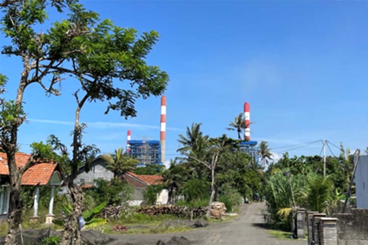 Dusun Winong di Bawah Asap PLTU Cilacap