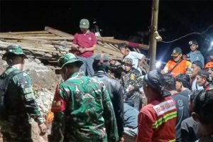 Bencana Longsor Cilacap: 30 Warga Tertimbun, Operasi Penyelamatan Dikebut