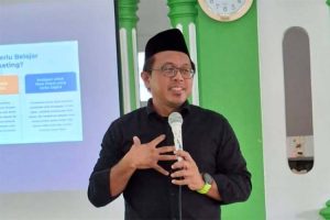 Konfercab Istimewa PCINU UK, Prof. Syakir Paparkan Green Economy sebagai Jihad Lingkungan