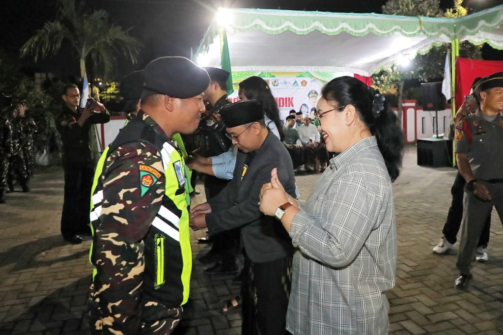 Hangatkan Perjalanan Pemudik, Ansor–Banser dan KNPI Dirikan Posko di Mangkang