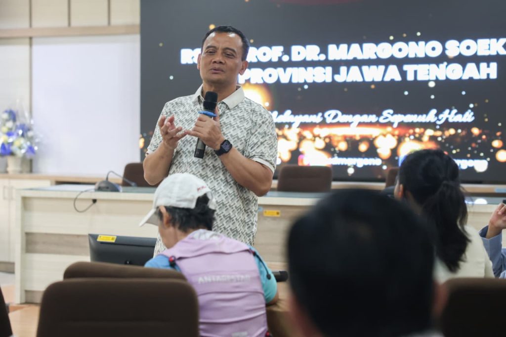 Ahmad Luthfi Targetkan RSUD Margono Soekarjo Jadi Pusat Kesehatan Banyumas Raya
