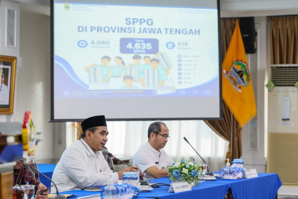 Taj Yasin Minta SPPG Belanja Telur dari Peternak Lokal