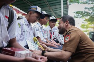 Anak Pengemudi Ojek di Semarang Gagal Masuk SMA Negeri, Kini Sekolah Gratis Lewat Sekolah Kemitraan